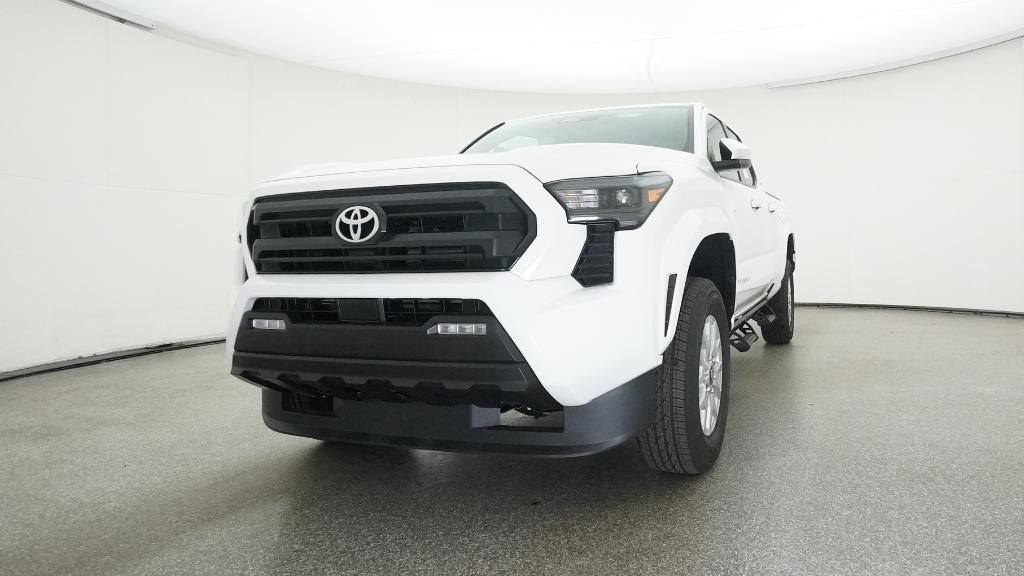 2025 Toyota Tacoma SR5 - Photo 27