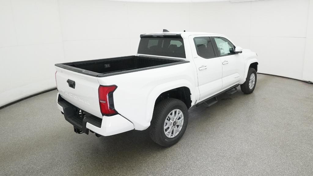 2025 Toyota Tacoma SR5 - Photo 30