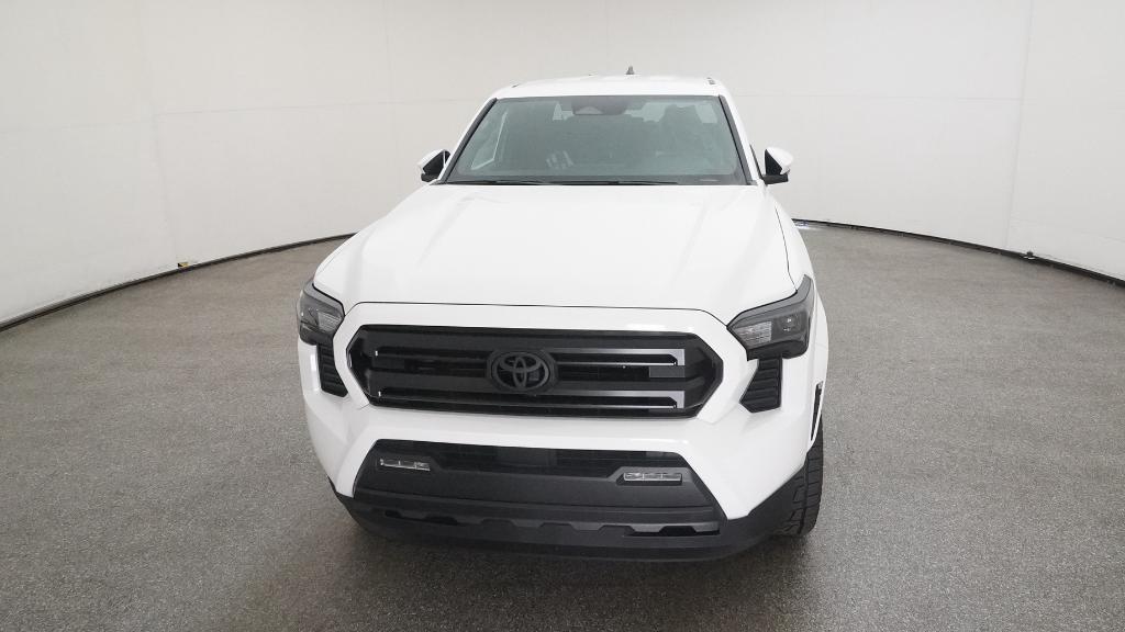 2025 Toyota Tacoma SR5 Double Cab photo 2