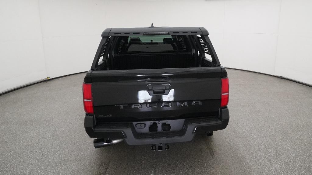2025 Toyota Tacoma SR5 - Photo 32