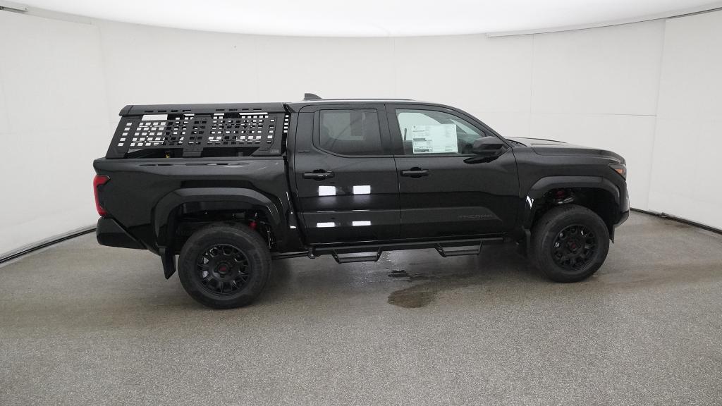 2025 Toyota Tacoma SR5 - Photo 25