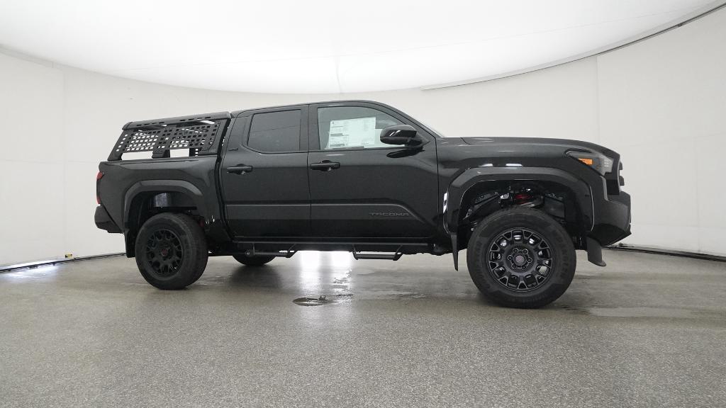 2025 Toyota Tacoma SR5 - Photo 28