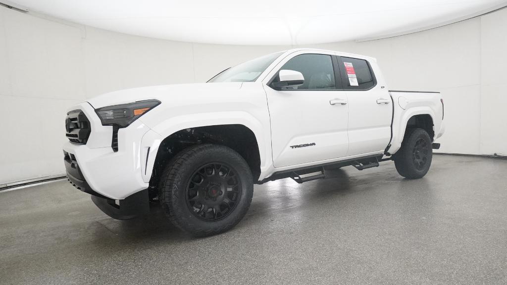 2025 Toyota Tacoma SR5 Double Cab photo 6