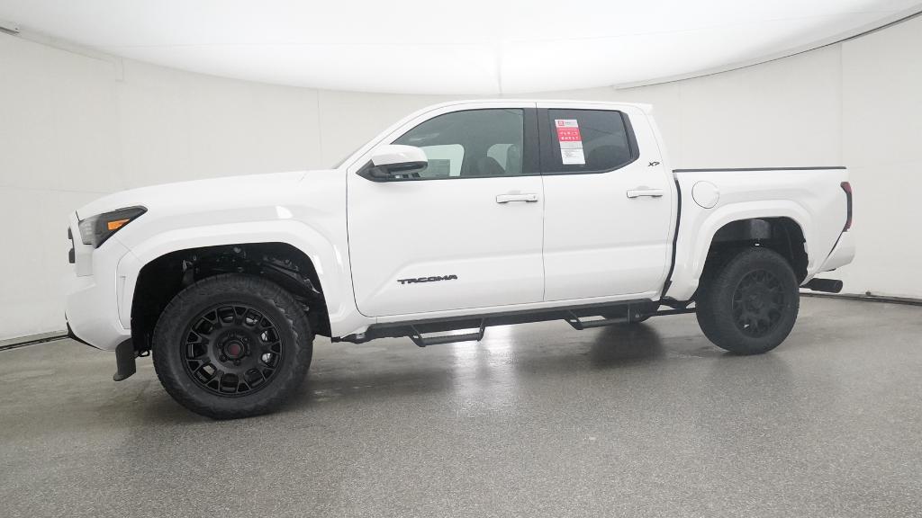 2025 Toyota Tacoma SR5 Double Cab photo 8
