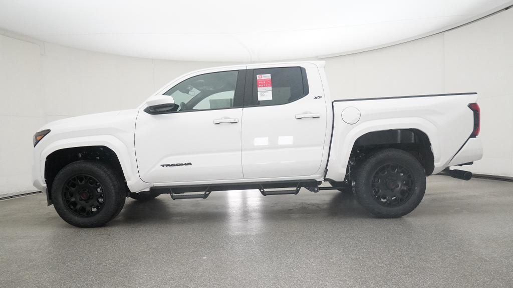 2025 Toyota Tacoma SR5 Double Cab photo 10
