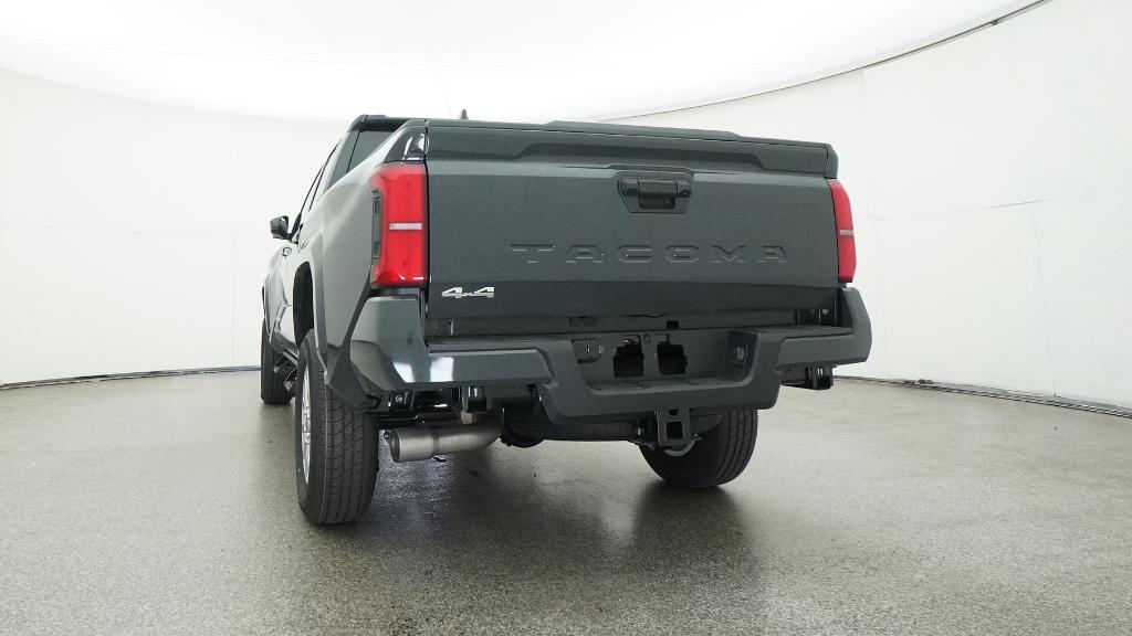 2025 Toyota Tacoma SR5 - Photo 32