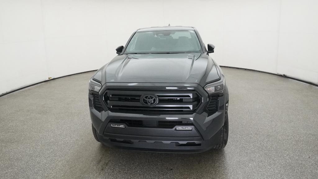 2025 Toyota Tacoma SR5 - Photo 10