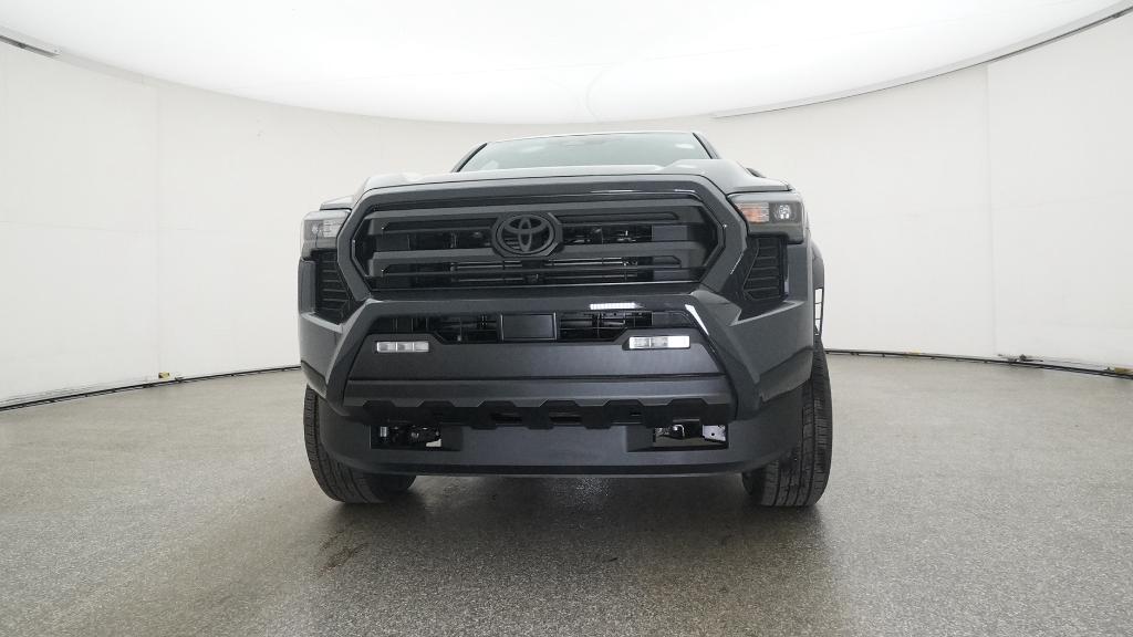 2025 Toyota Tacoma SR5 - Photo 11