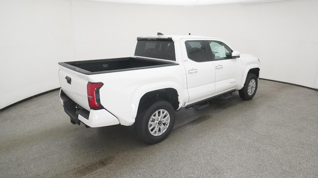 2025 Toyota Tacoma SR5 Double Cab photo 17