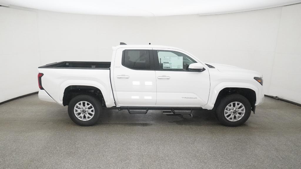 2025 Toyota Tacoma SR5 Double Cab photo 20