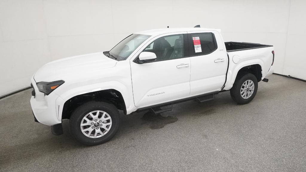 2025 Toyota Tacoma SR5 Double Cab photo 2