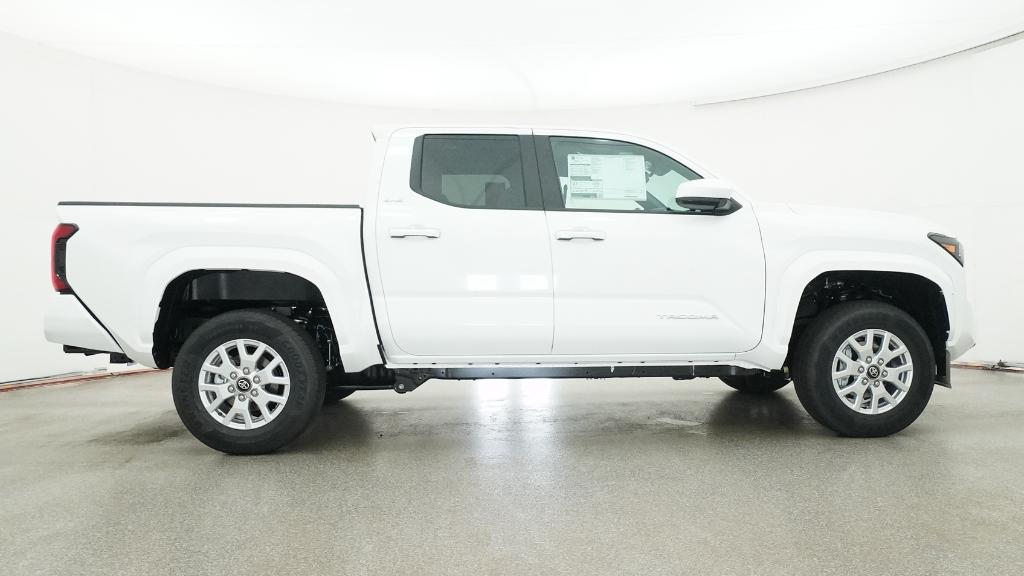 New 2026 Ice Cap Toyota  SR5 image 19
