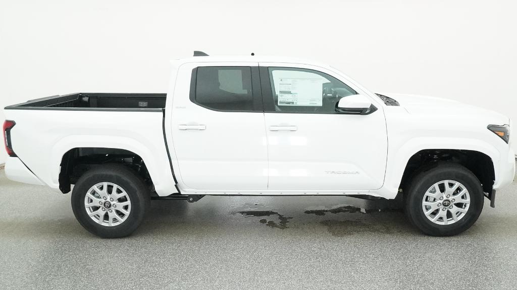 New 2026 Ice Cap Toyota  SR5 image 14