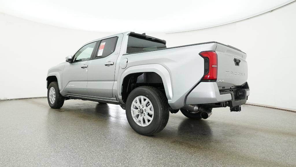 2026 Toyota Tacoma SR5 - Photo 15