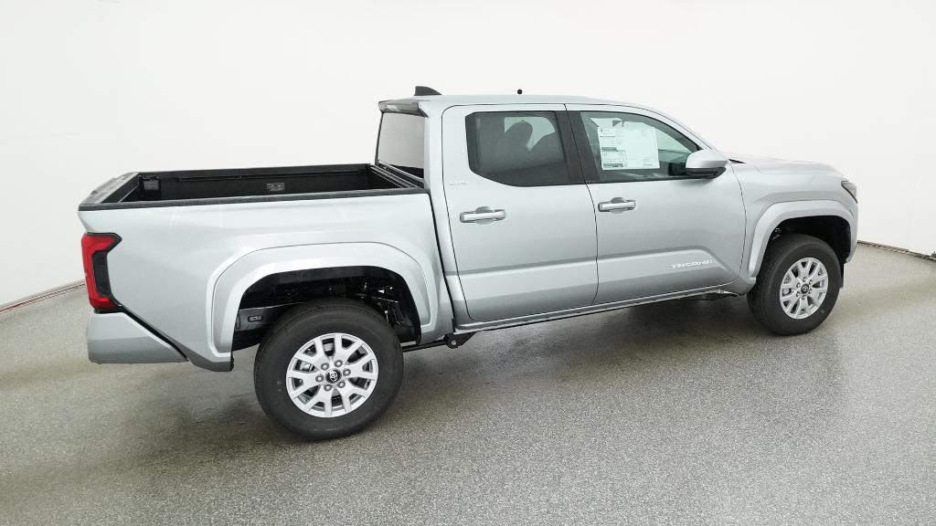 2026 Toyota Tacoma SR5 - Photo 12