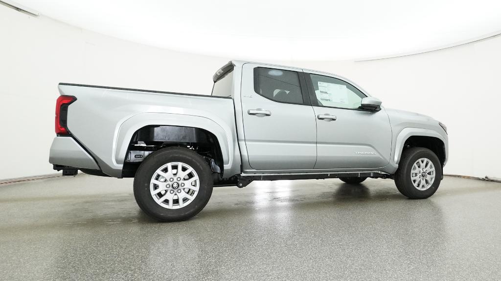 2026 Toyota Tacoma SR5 - Photo 6