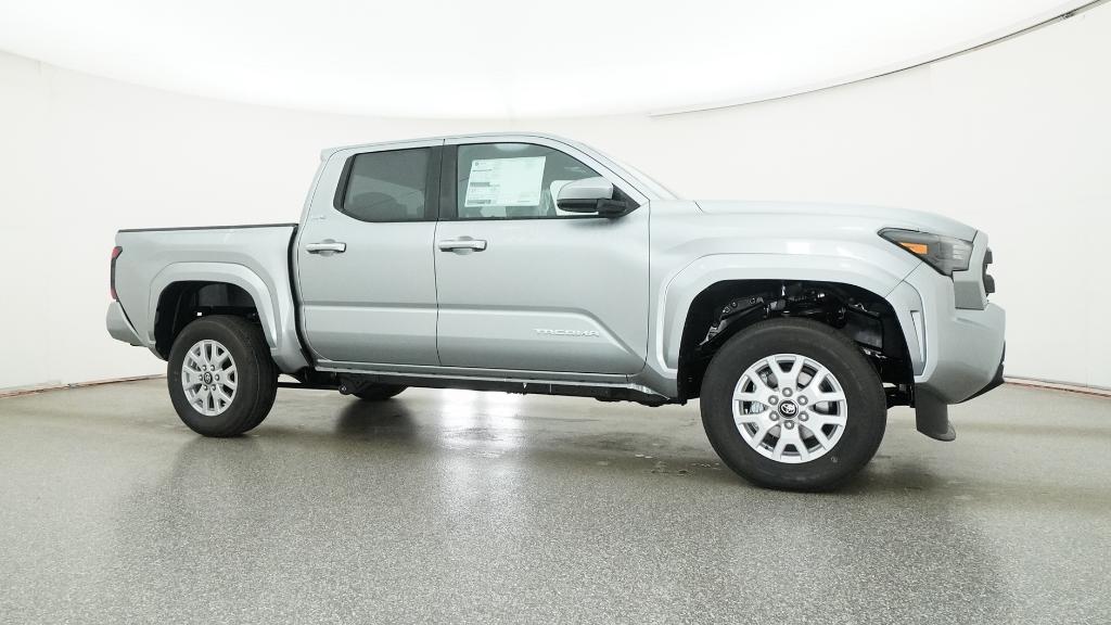2026 Toyota Tacoma SR5 - Photo 8