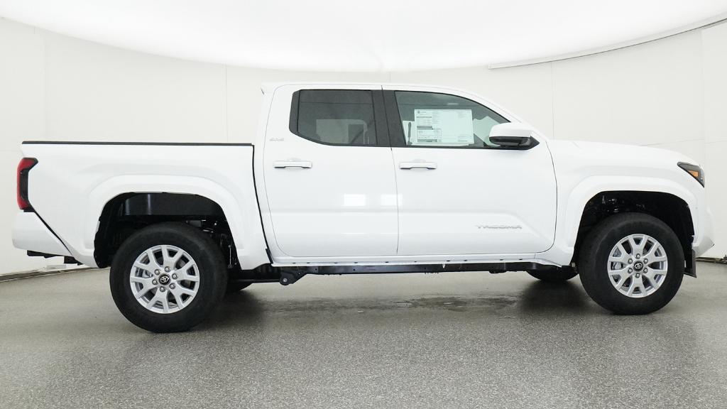 2026 Toyota Tacoma SR5 - Photo 36