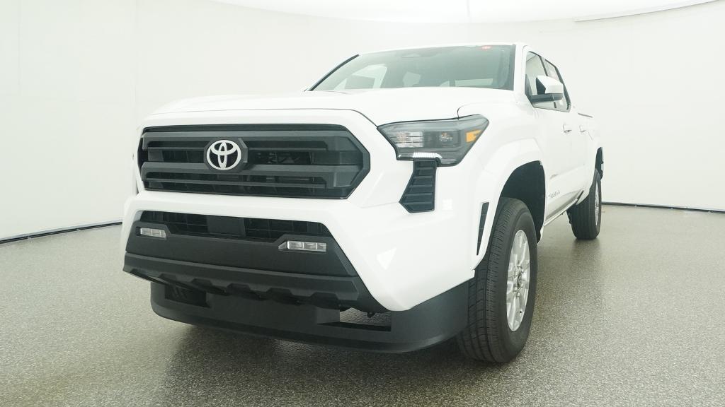 2026 Toyota Tacoma 4WD SR5 DOUBLE CAB 5' BED AT Crew Cab Pickup Slide 17