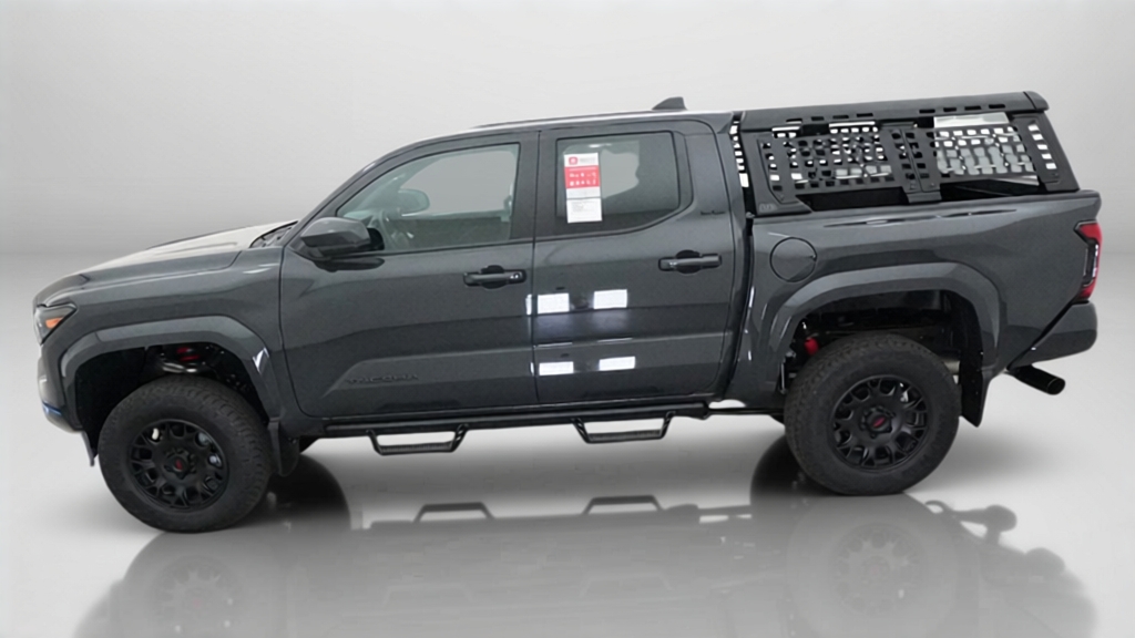 2026 Toyota Tacoma SR5 - Photo 35