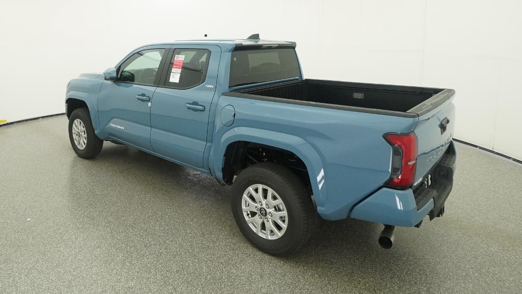 2026 Toyota Tacoma SR5 - Photo 8