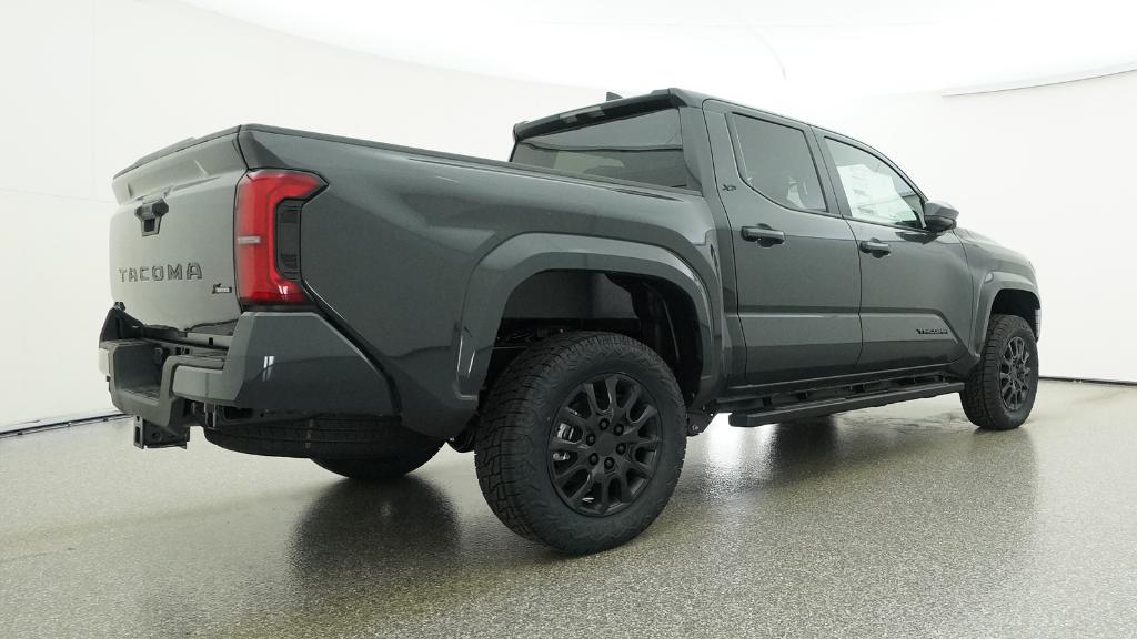 2026 Toyota Tacoma SR5 - Photo 11