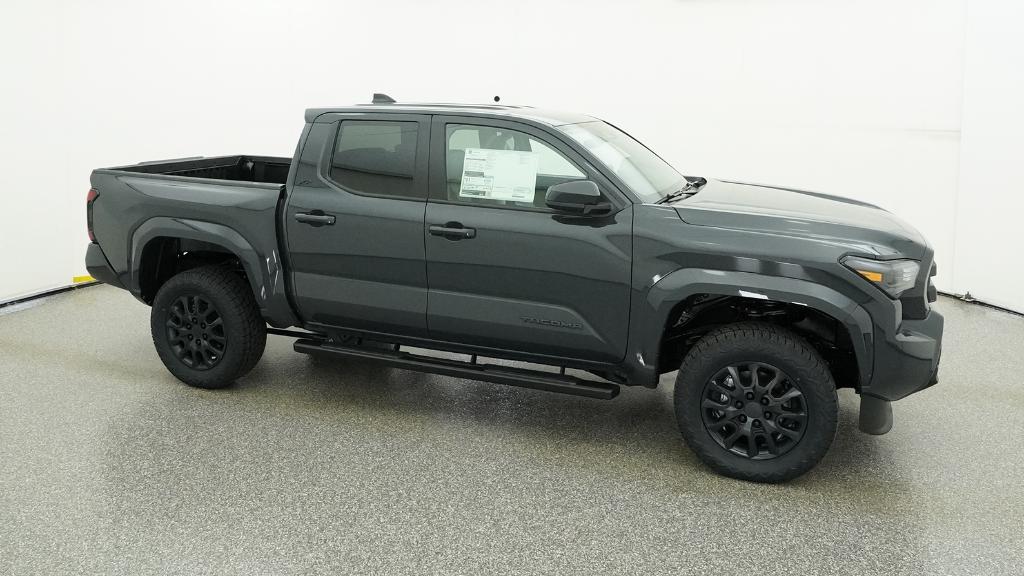 2026 Toyota Tacoma SR5 - Photo 6