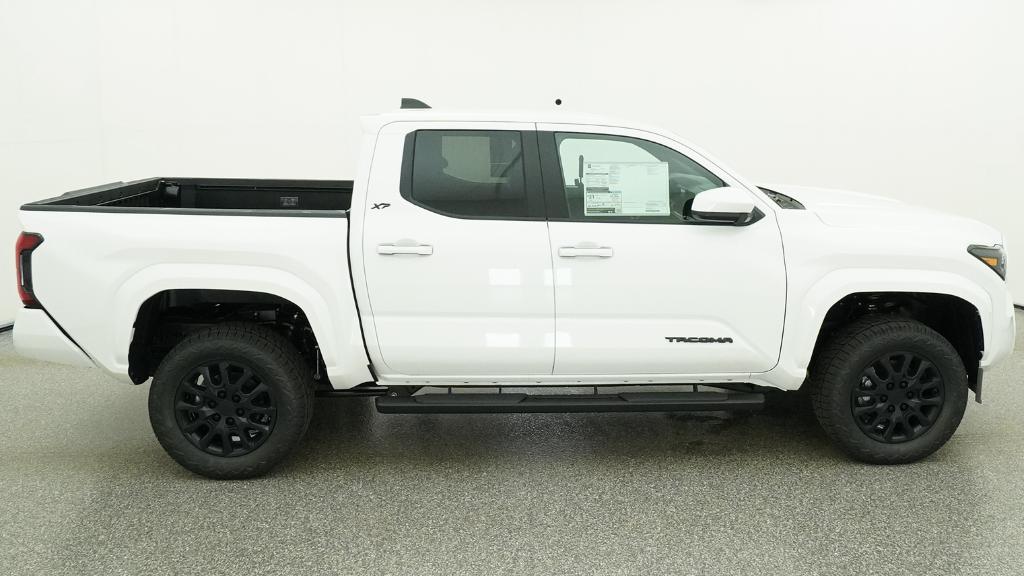 New 2026 Ice Cap Toyota  SR5 image 21
