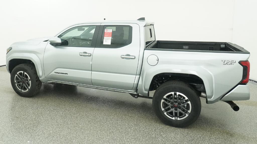 2026 Toyota Tacoma 4WD TRD SPORT DOUBLE CAB 5' BED AT Crew Cab Pickup Slide 5