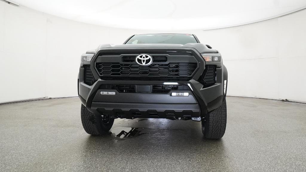 2025 Toyota Tacoma TRD Off-Road Double Cab photo 3