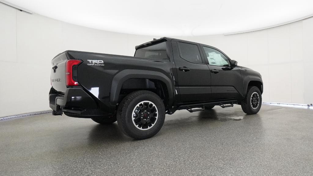 2025 Toyota Tacoma TRD Off-Road Double Cab photo 3