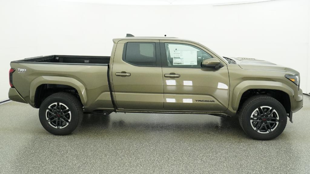 2026 Toyota Tacoma 4WD TRD SPORT DOUBLE CAB 6' BED AT Crew Cab Pickup Slide 12