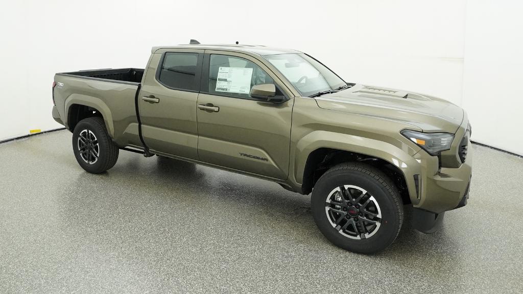 2026 Toyota Tacoma 4WD TRD SPORT DOUBLE CAB 6' BED AT Crew Cab Pickup Slide 13
