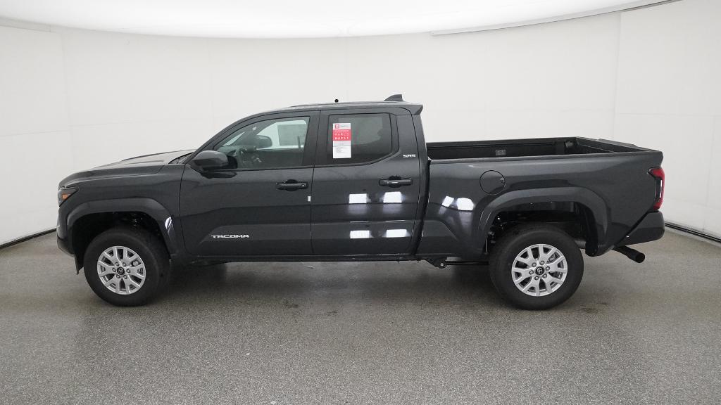 2025 Toyota Tacoma SR5 Double Cab photo 4