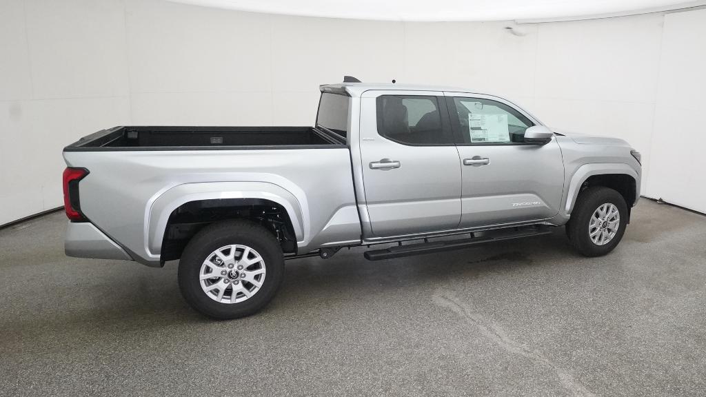 2025 Toyota Tacoma SR5 Double Cab photo 22