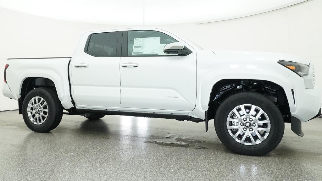 New 2026 Wind Chill Pearl <sup>1</sup> Toyota  Limited image 11