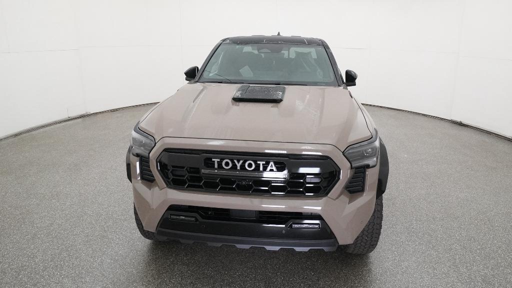 2025 Toyota Tacoma TRD Pro Double Cab photo 3