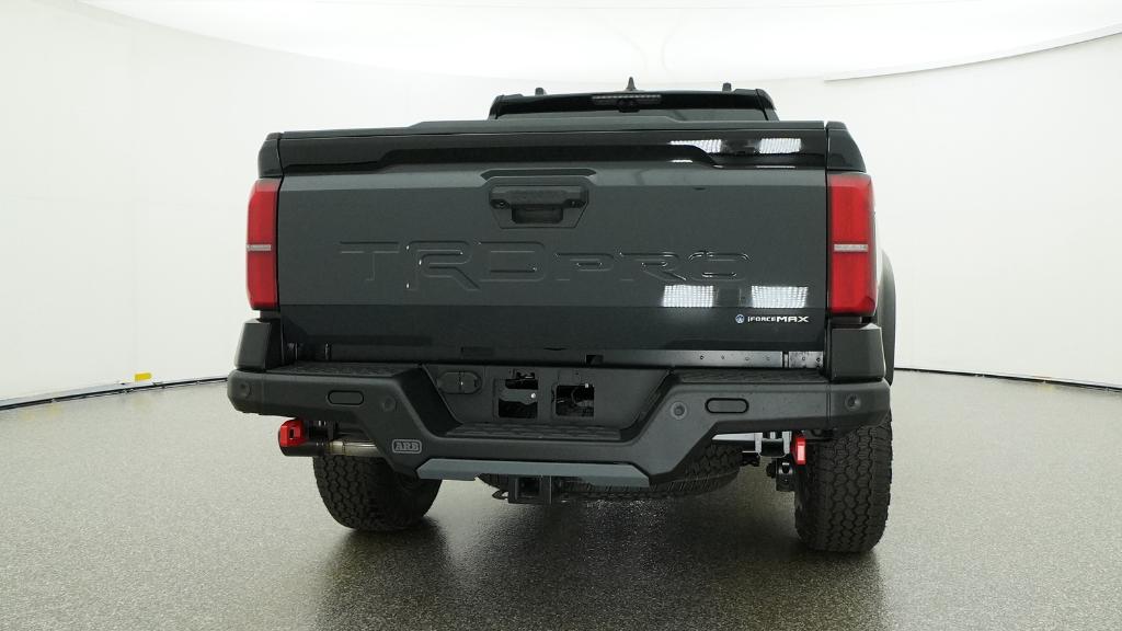 2026 Toyota Tacoma TRD Pro - Photo 8