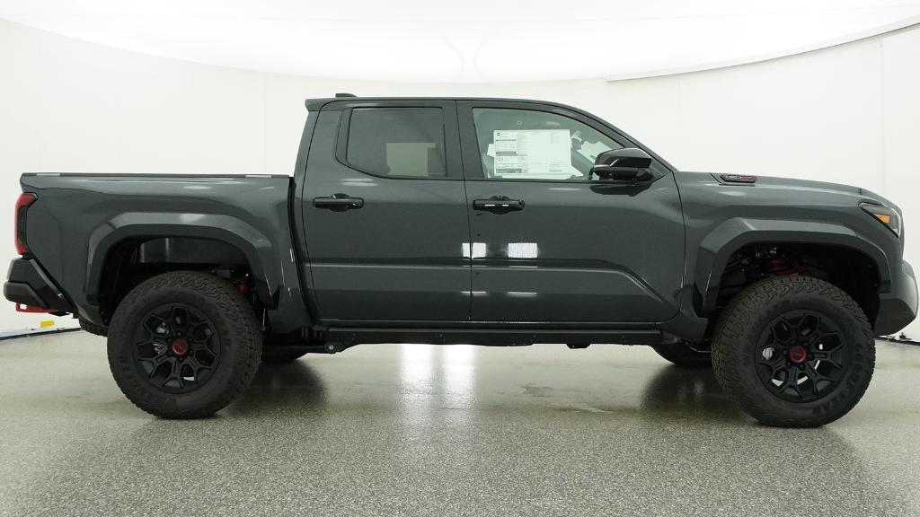 2026 Toyota Tacoma TRD Pro - Photo 22