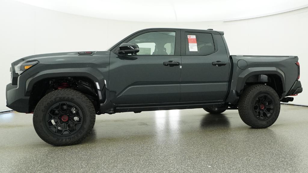 2026 Toyota Tacoma TRD Pro - Photo 18