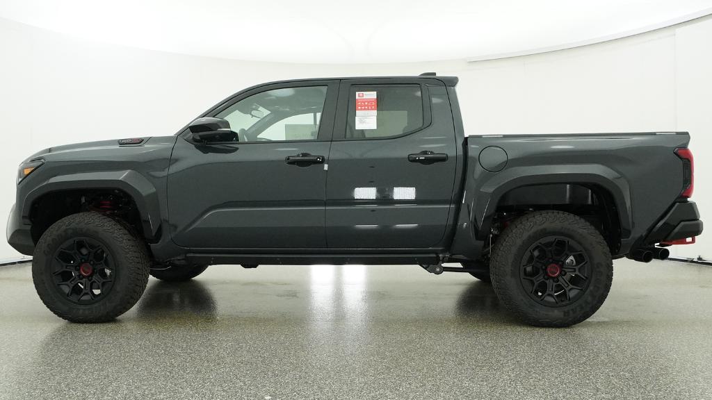 2026 Toyota Tacoma TRD Pro - Photo 15