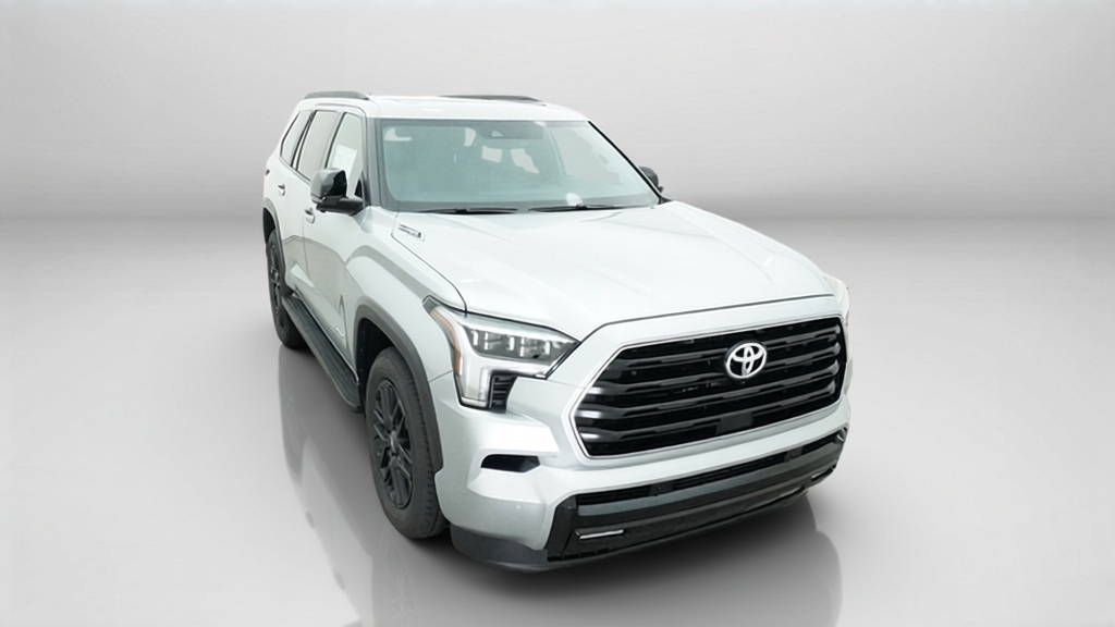 New 2026 Celestial Silver Metallic Toyota  Limited image 32