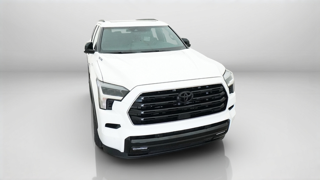 New 2026 Ice Cap Toyota  Limited image 4