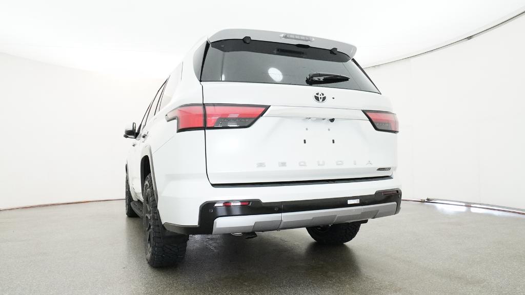 New 2026 Wind Chill Pearl <sup>1</sup> Toyota  Limited image 81