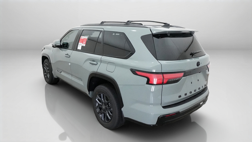New 2026 Lunar Rock Toyota  Platinum image 14