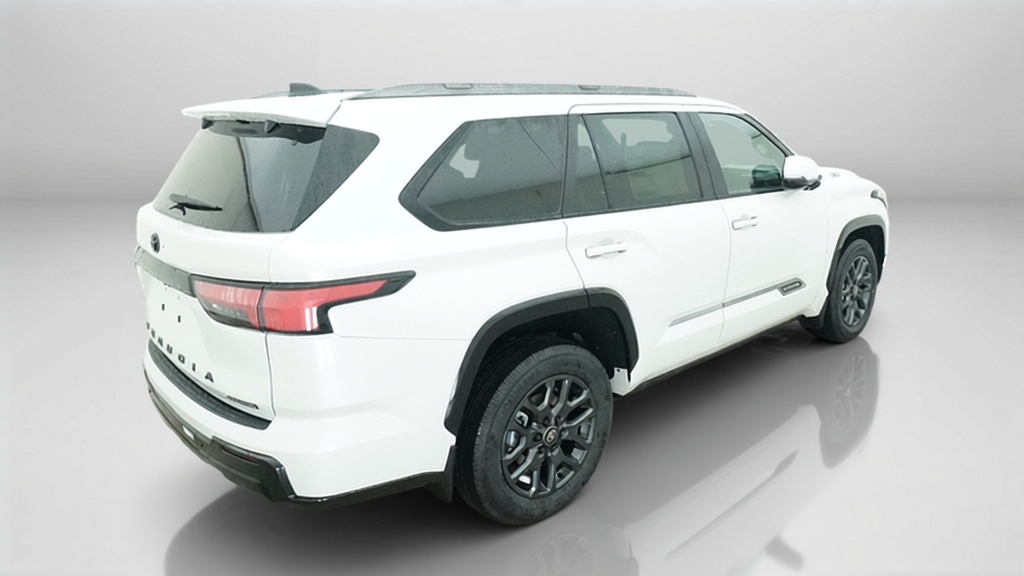 New 2026 Wind Chill Pearl <sup>1</sup> Toyota  Platinum image 9