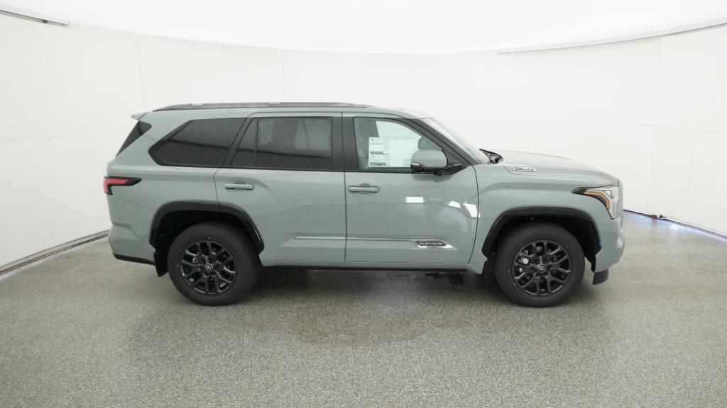 New 2026 Lunar Rock Toyota  Platinum image 5
