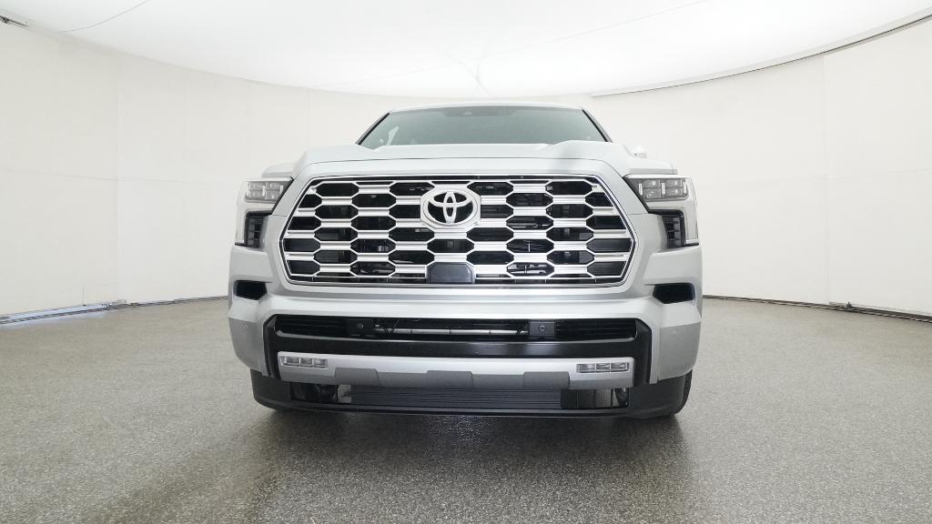 2025 Toyota Sequoia Capstone photo 10