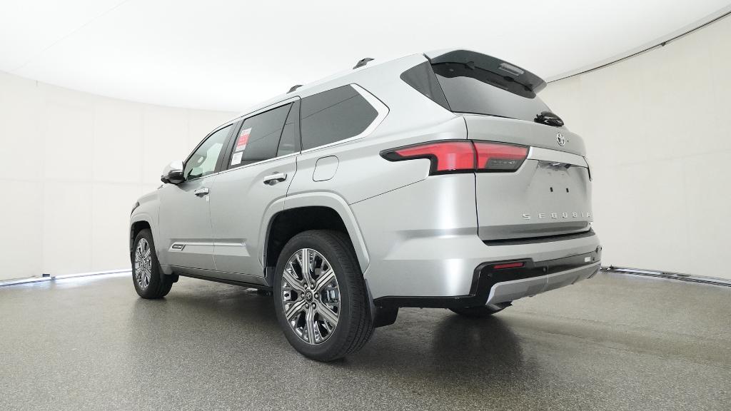2025 Toyota Sequoia Capstone photo 13