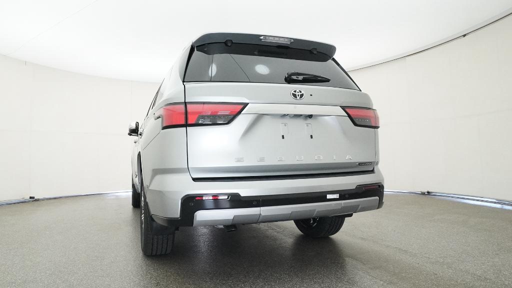 2025 Toyota Sequoia Capstone photo 7